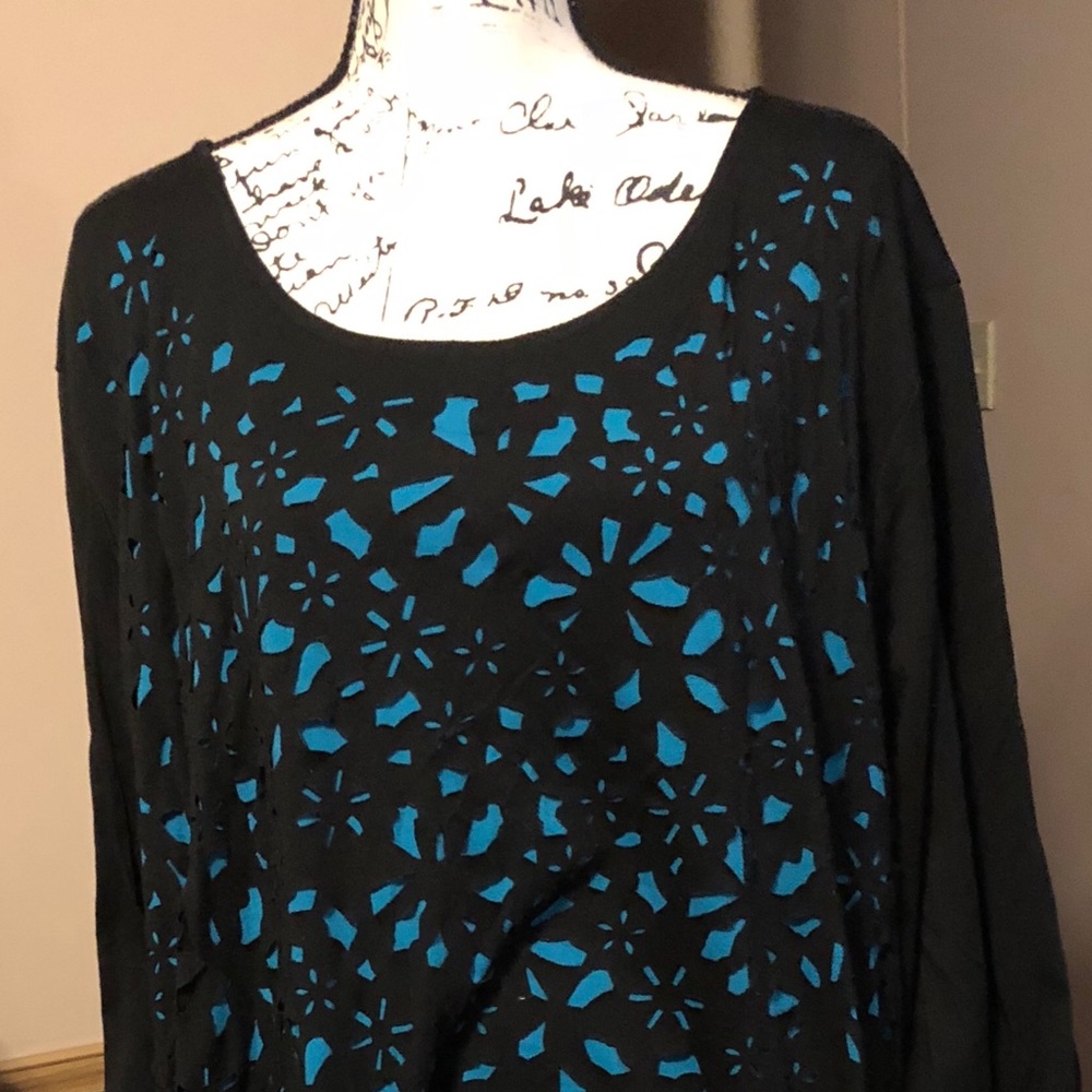Plus size lady’s shirt